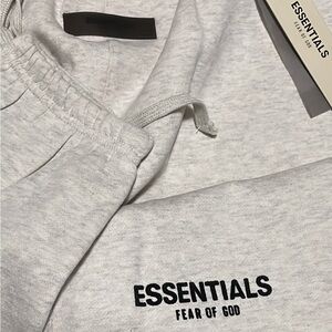 Brand New Men’s Size Large Essentials Fear of God Gray Sweatpants